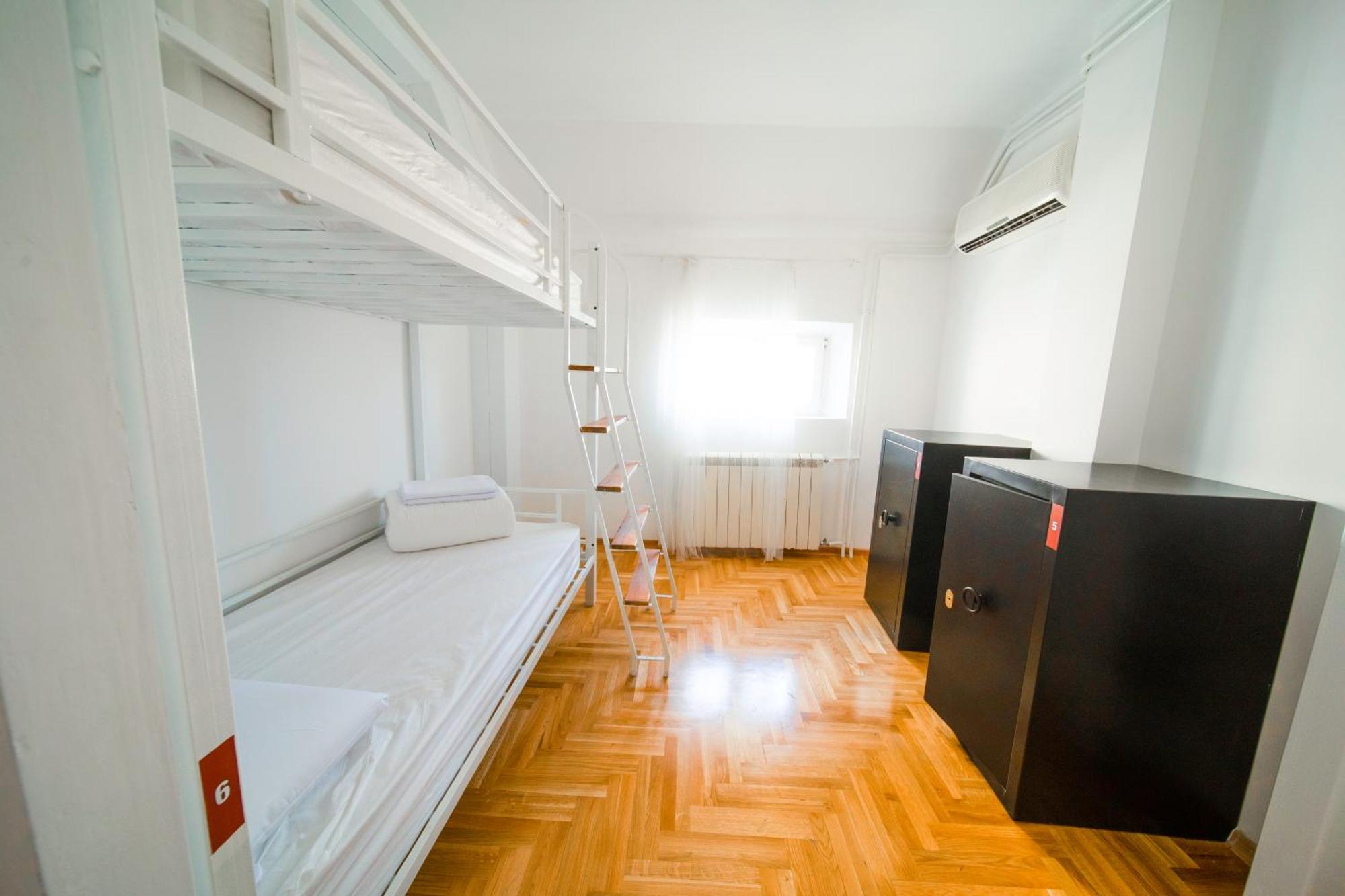 New Generation Hostel Belgrad Exterior foto